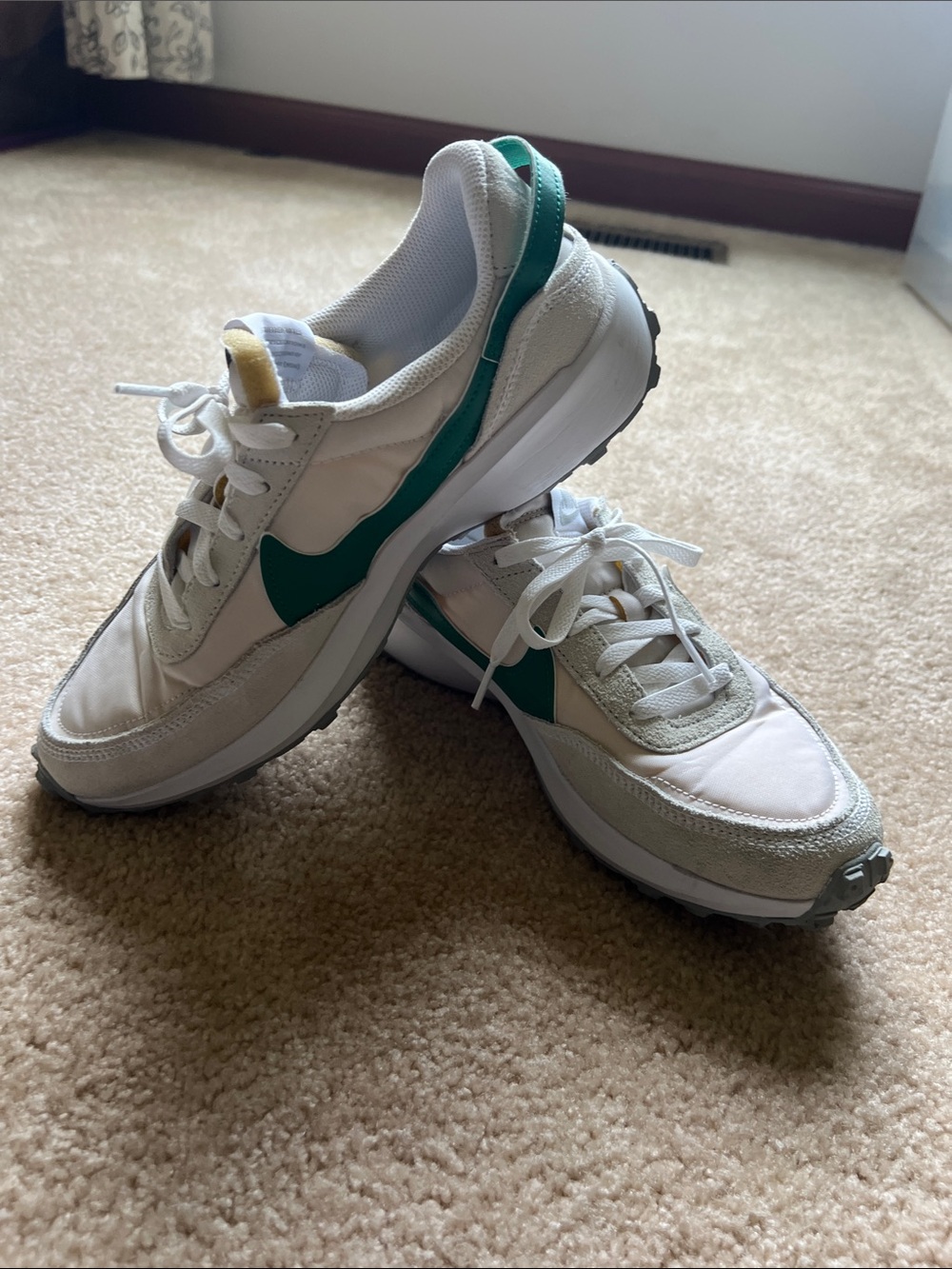 Nike Waffle Debut White and Green Sneakers